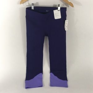 Gapfit capri crop work out pants, purple lilac! 2010s